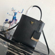 PRADA 프라다 더블 사피아노 1BA212