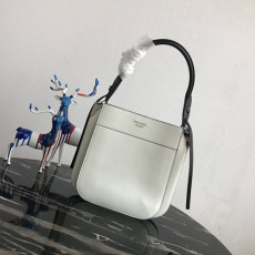 PRADA 프라다 토트&숄더백  1BC076