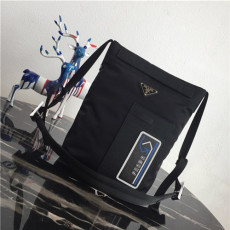 PRADA 프라다  숄더백 2VH052