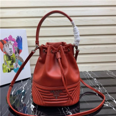 PRADA 프라다 버킷백 1BH038
