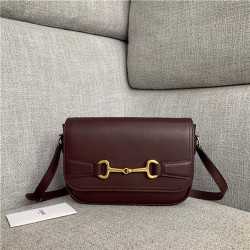 CELINE 셀린느 크레시백 미디움 C30010-1