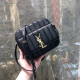 SAINT LAURENT 생로랑 카메라백 Y610020