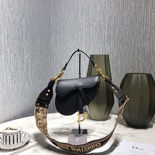 DIOR 디올 새들백 SADDLE M0447 19.5CM