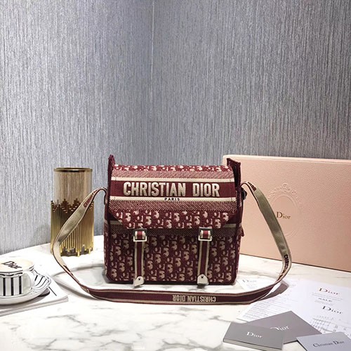 DIOR 디올 오블리크 자수 캠프 백 28.5CM D50811