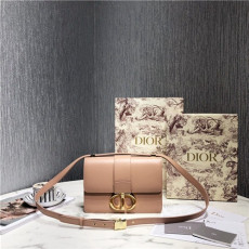 DIOR 디올 써티 몽테인백 D89151-6