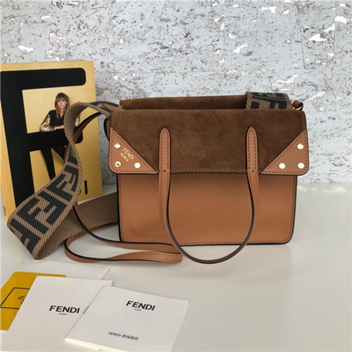 FENDI 펜디 플랩백 숄더&크로스백 20CM F5482