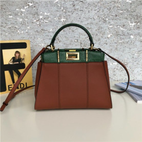 FENDI 펜디 피카푸 아이코닉 미니 F8839