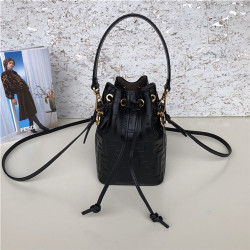 FENDI 펜디 미니 버킷백 F2838
