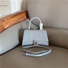 BALENCIAGA 발렌시아가 아워글래스 탑 핸들백 B1060-2 신상