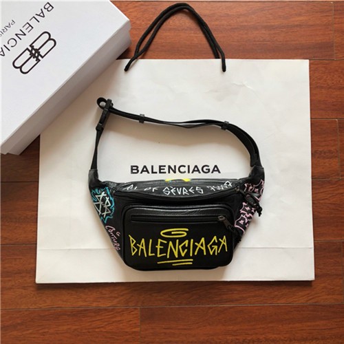 BALENCIAGA 발렌시아가 힙색 B30225 신상