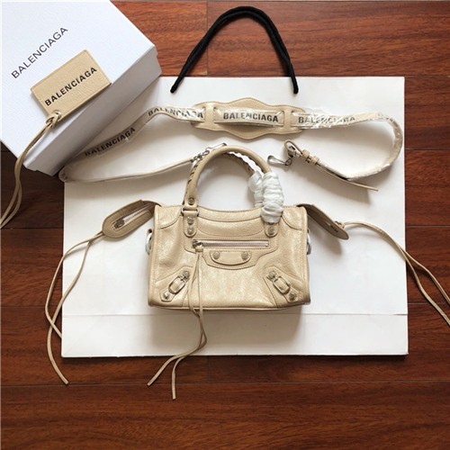 BALENCIAGA 발렌시아가 클래식 시티 24CM B950039 신상