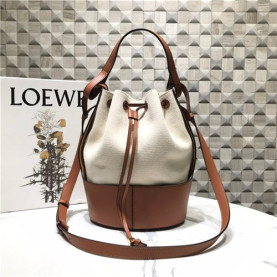 LOEWE 로에베 버킷백 미듐 W52204