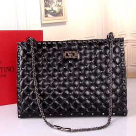 VALENTNIO 발렌티노 스파이크 쇼퍼백 GARAVANI ROCKSTUD SPIKE SHOPPING BAG V520010