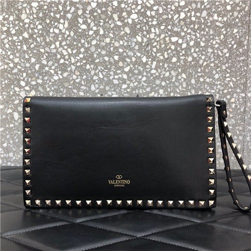 VALENTNIO 발렌티노 락스터드 스트랩 플랩 클러치백 B0399-3