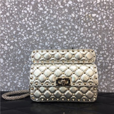 VALENTNIO 발렌티노 락스터드 스파이크백 스몰 B0123SG-2