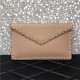 VALENTNIO 발렌티노 락스터드 엔벨롭 클러치 30CM V632010-2