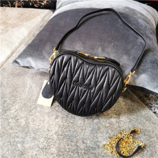 MIUMIU 미우미우 하트 숄더백 5BH166-1