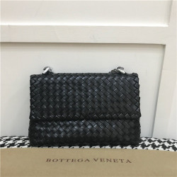 BOTTEGA VENETA 보테가베네타 체인 숄더백 BV7716 신상