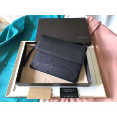 BOTTEGA VENETA 보테가베네타 클러치 BV21358
