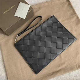 BOTTEGA VENETA 보테가베네타 클러치 BV583776 신상