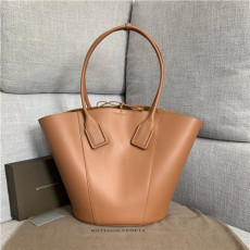 BOTTEGA VENETA 보테가베네타 바스켓 라지 토트백 57681-2