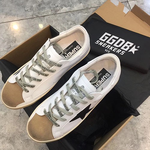 GOLDEN GOOSE 골든구스 스니커즈 남여공용 신발 GD10811-15