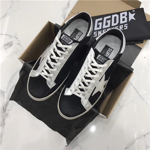 GOLDEN GOOSE 골든구스 남여공용 스니커즈 G41227 2020/신상