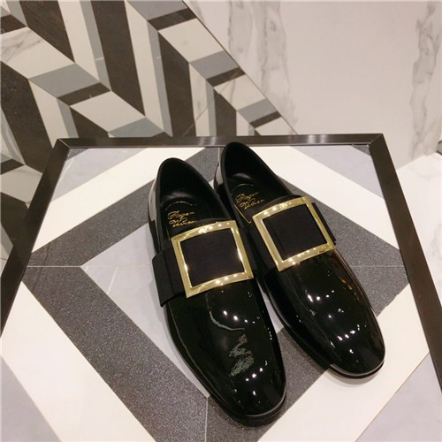 ROGER VIVIER 로저비비에 남여공용 로퍼 108521-1 신상