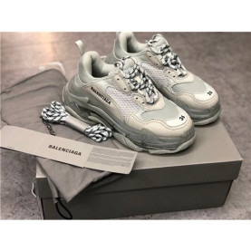 BALENCIAGA 발렌시아가 트리플S 1.0 스니커즈신상