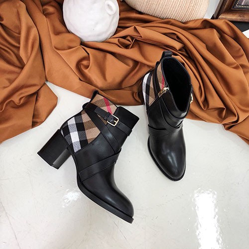 BURBERRY 버버리 여성 부츠 (굽높이 7CM)