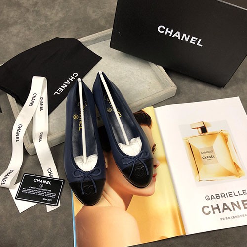 CHANEL 샤넬 단화 (220,250사이즈 주문제작)
