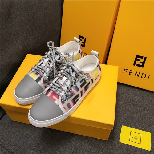 FENDI 펜디 남여공용 스니커즈 