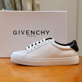 GIVENCHY 지방시 남여공용 스니커즈 봄신상
