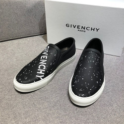 GIVENCHY 지방시 남성용 슬립온 봄신상