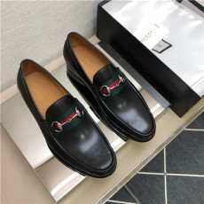 GUCCI 구찌 남성용 구두  신상