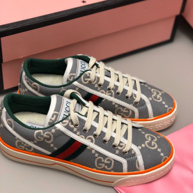 GUCCI 구찌 여성용 스니커즈 G71181-3 (255사이즈 주문제작)