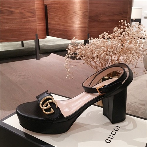 GUCCI 구찌 여성용 샌들 G01081-1