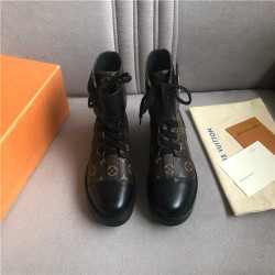 LOUIS VUITTON 루이비통 여성용 부츠 L8099-3 신상 (250사이즈 주문제작)