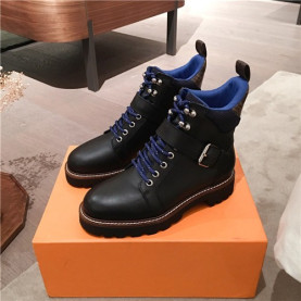 LOUIS VUITTON 루이비통 부츠 L4525-2신상(220,250사이즈 주문제작)