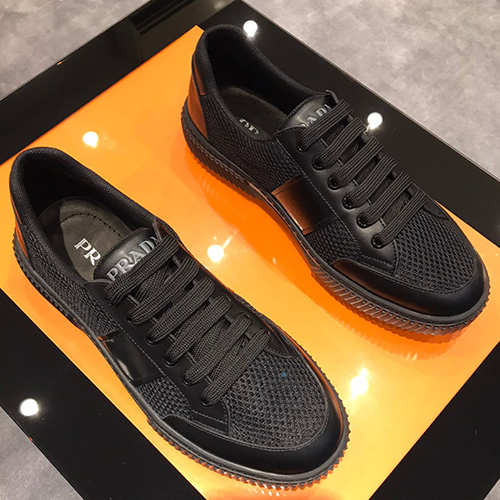 PRADA 프라다 남성용 스니커즈 P45000-2 2020/신상