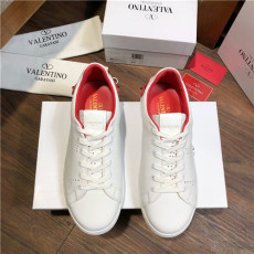 VALENTINO 발렌티노 남여공용 스니커즈 신상
