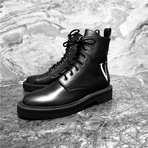 VALENTINO 발렌티노 부츠 (굽높이 3CM) 신상