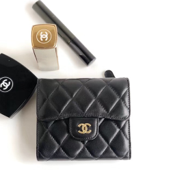 CHANEL 샤넬 지갑 램스킨 AS5060