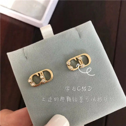 DIOR 디올 귀걸이 D4010 2020/신상 (정품과 비교가능한 퀄리티 )