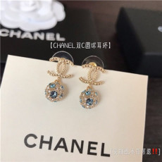 CHANEL 샤넬 귀걸이 C9000 2020/신상 (정품과 비교가능한 퀄리티 )