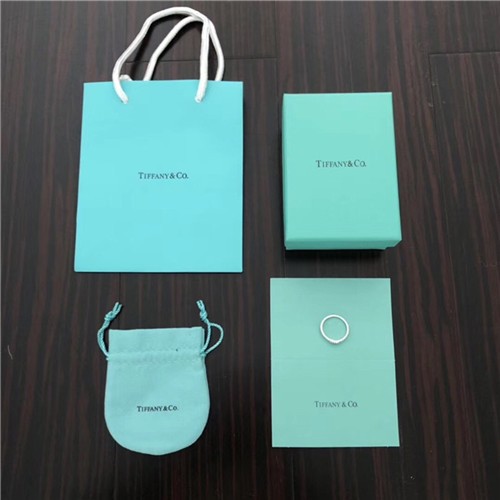 TIFFANY&CO 티파니앤코 반지 T4080 2020/신상 (사이즈 카톡상담) (정품과 비교가능한 퀄리티 )