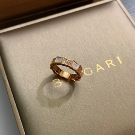 BULGARI 불가리 반지 B5056 (사이즈 카톡상담) (정품과 비교가능한 퀄리티 )