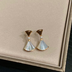 7위 BULGARI 불가리 귀걸이 B5060 신상 (정품과 비교가능한 퀄리티 )