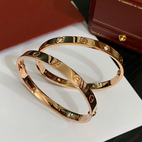 CARTIER 까르띠에 팔찌 C3011 2020/신상 (정품과 비교가능한 퀄리티 )