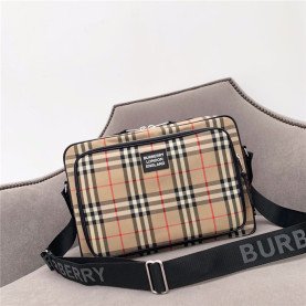 BURBERRY 버버리 메신저백 B10550